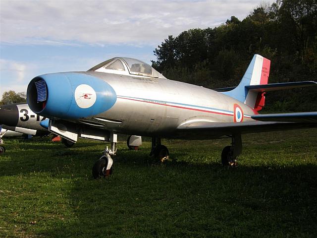 PA280523